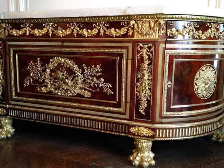 We've specialised in antique furniture and art object restoration since 1830.