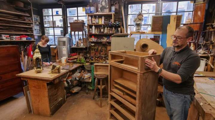 Réparation de meubles anciens Paris