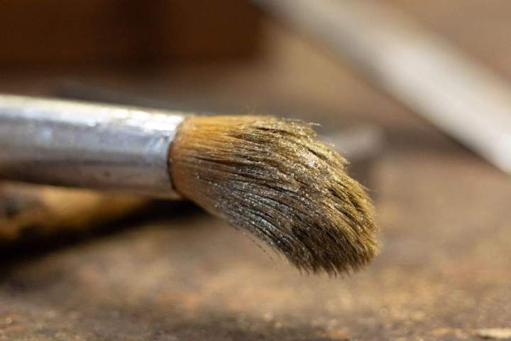 Remise en état de meubles anciens Paris